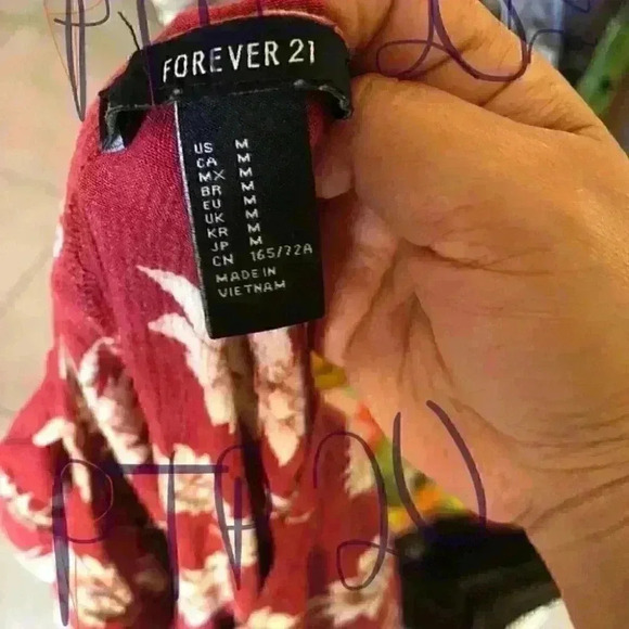 FOREVER 21 long sleeve Flower peplum  top size SMALL - Picture 4 of 4